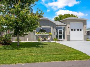 1680 Sunshine Ln, Tavares, FL 32778