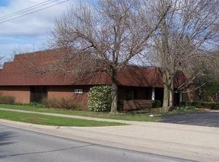 908 N Main St, Paris, IL 61944