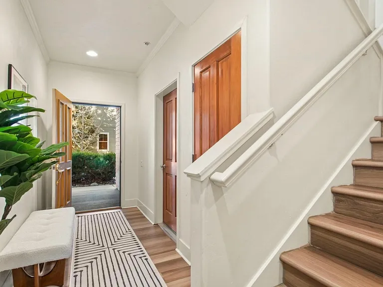 536 Evans Ct — Photo 27