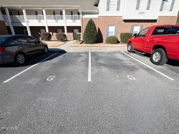 5th image of 2221 Locksley Woods Drive #G