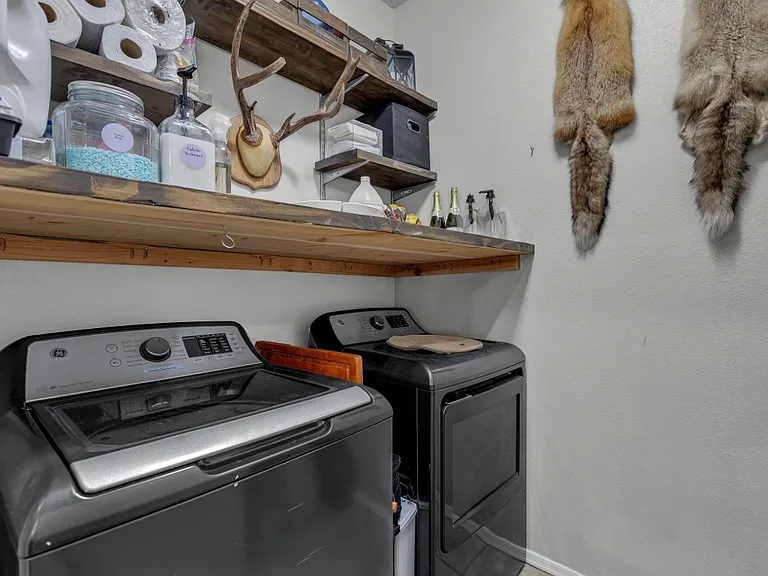 30675 N Bareback Trl — Photo 8