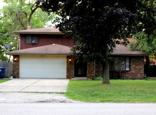 9612 S 78th Ct, Hickory Hills, IL