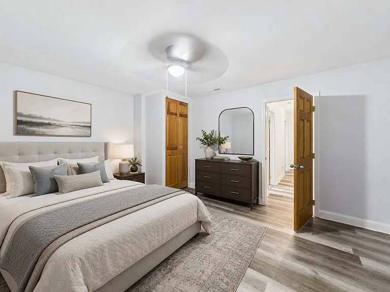 376 Jacob St — Photo 18