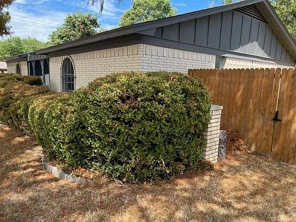 2nd image of 2501 San Diego Dr