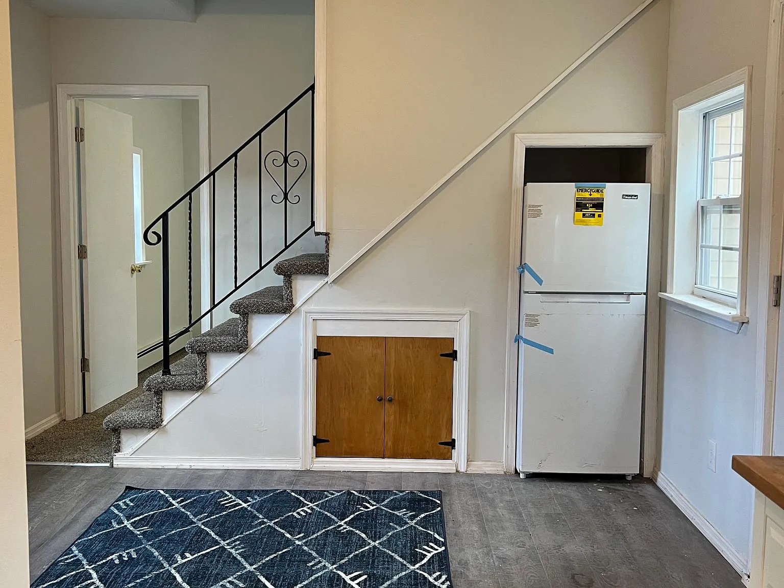 151 W Mill Rd — Photo 2