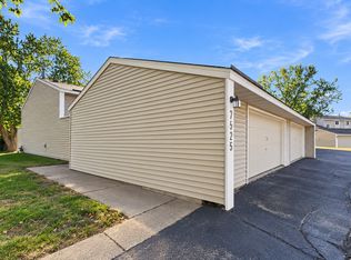 7525 Whitney Dr, Apple Valley, MN 55124