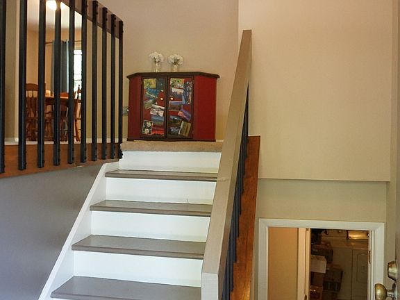 3rd image of 2306 Terra Bella St