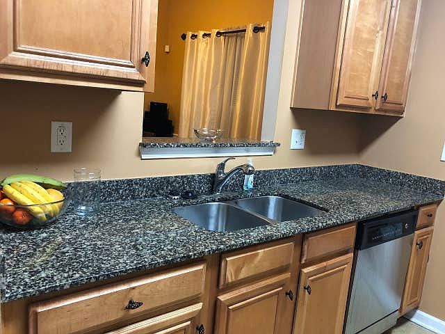 2nd image of 2856 Ridgeview Dr SW