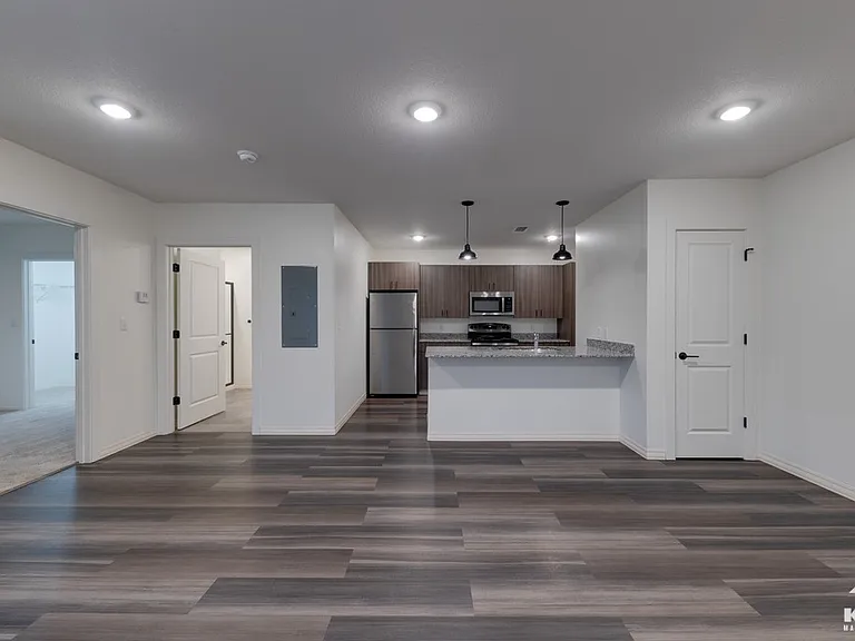 WIN Residences — Photo 7