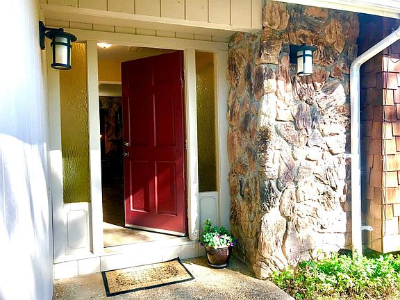 2nd image of 11415 Francis Dr