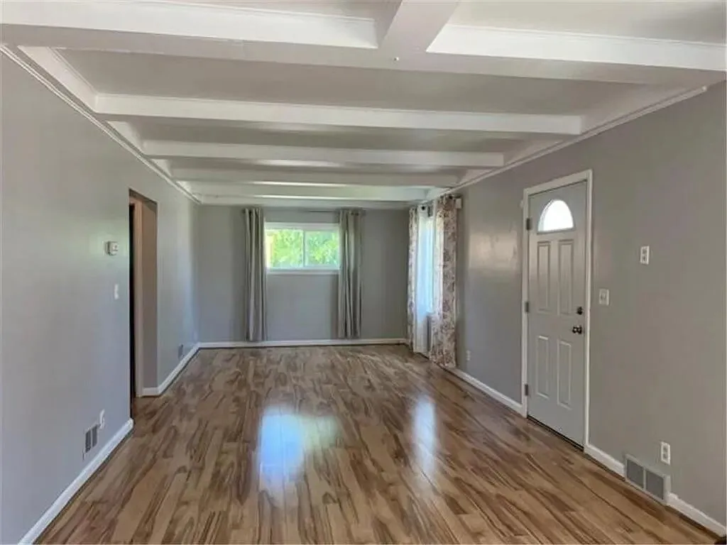 327 11th Avenue Northwest - 1 — Photo 1