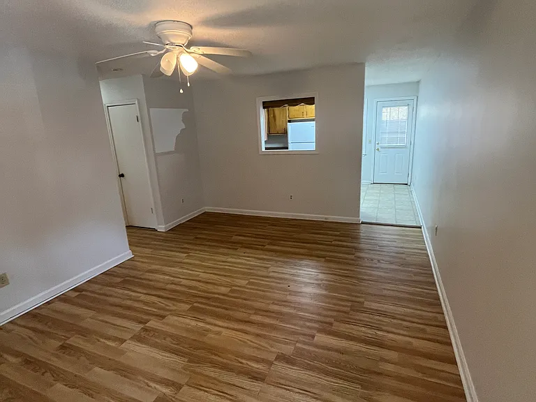 319 Mill Trace Dr #B — Photo 17