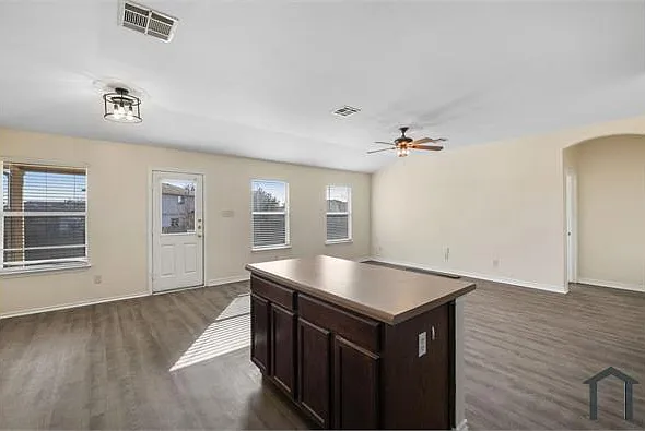 17917 Violet Ln — Photo 8
