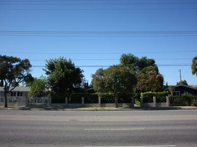 20401 Roscoe Blvd, Winnetka, CA, 91306