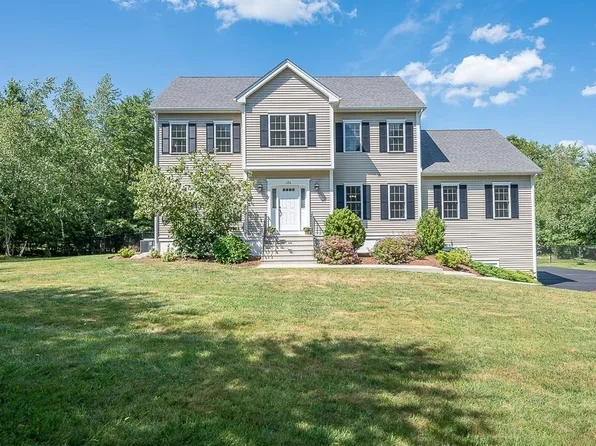 126 Yew St, Douglas, MA 01516