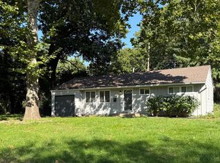 7721 Ash St, Prairie Village, KS 66208