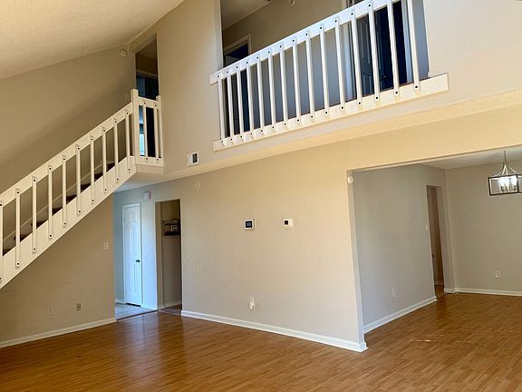 2nd image of 4165 O'Hare Dr