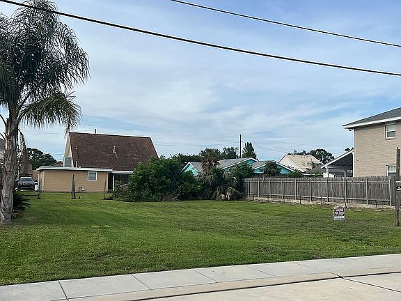 2nd image of 1333 Madrid St