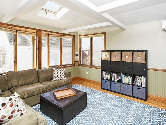 4th image of 18 Park Ln
