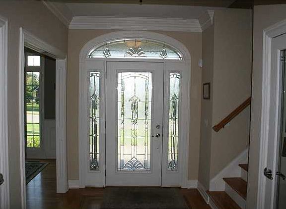 2nd image of 1000 Windsor Dr