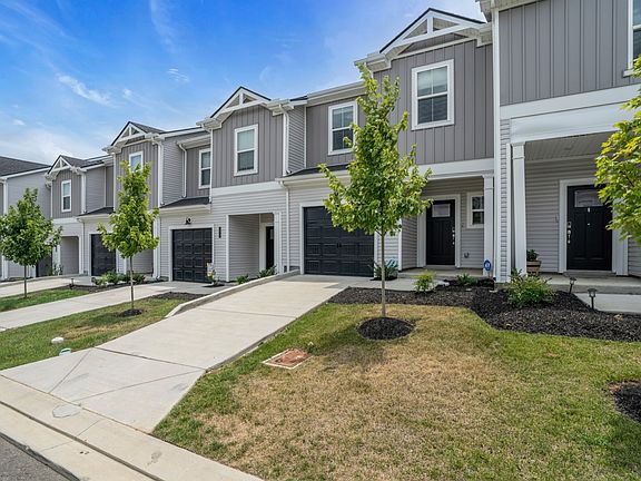 3rd image of 4689 Ridge Bend Dr