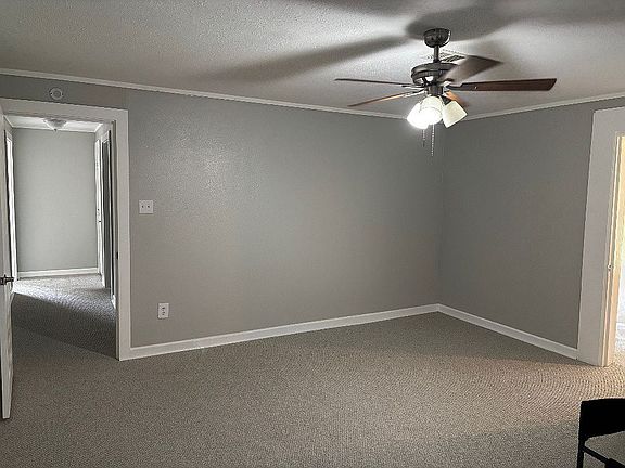 4th image of 1111 N Main St