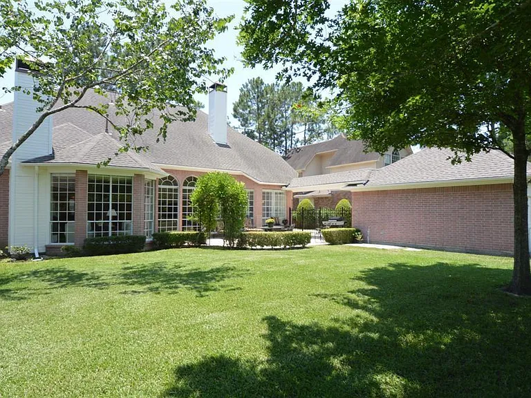 4103 Walnut Pond Dr — Photo 25