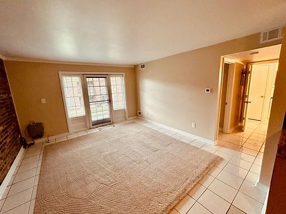 2nd image of 930 Margarite Dr APT K