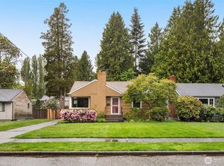 7717 33rd Ave NE, Seattle, WA 98115