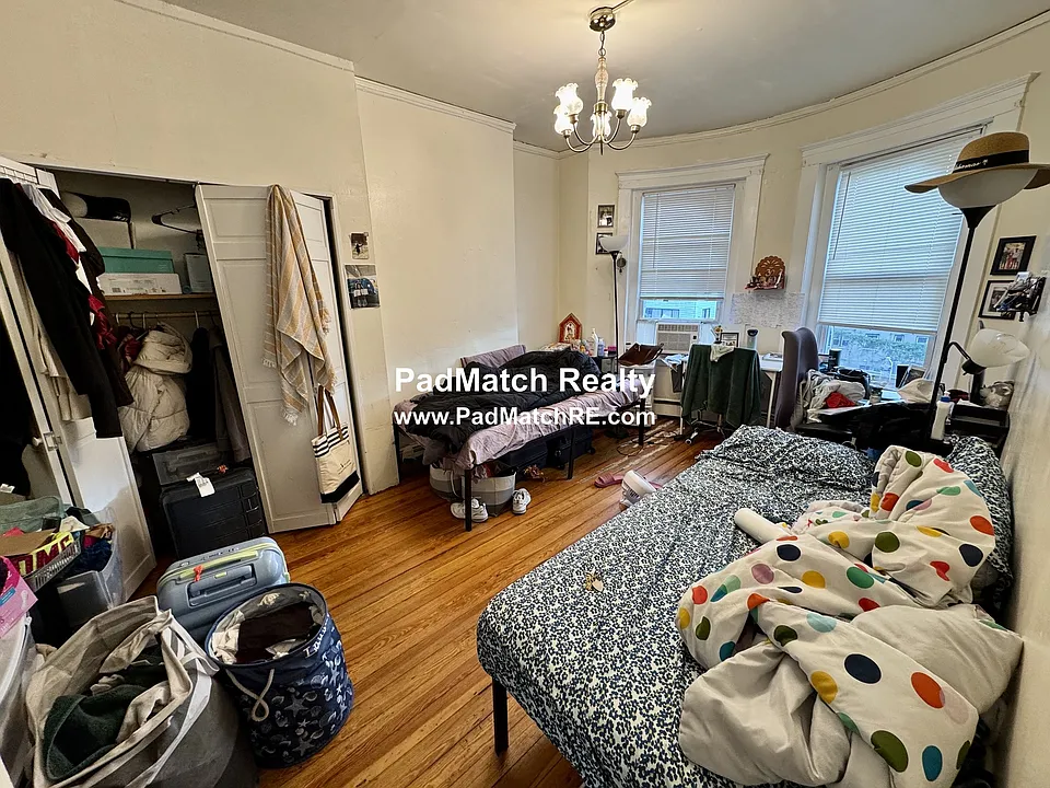 20 S Huntington Ave #3