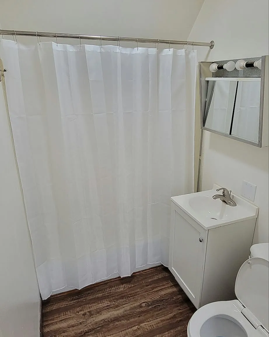 2 bed, $740 — Photo 4