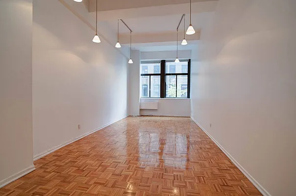 Rented by Compass | media 7