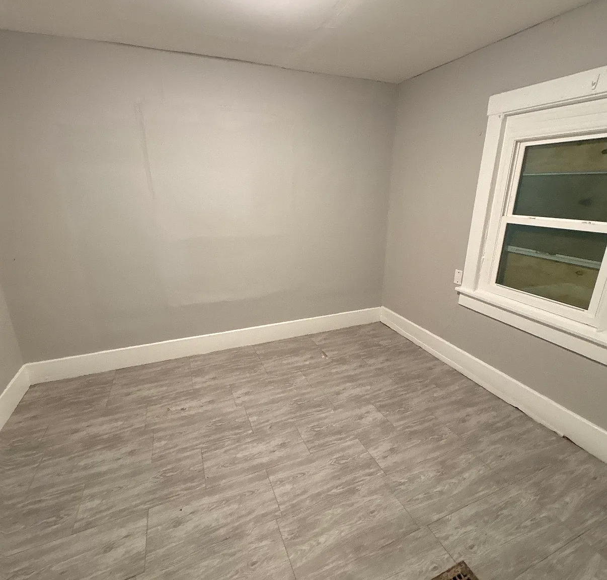 2 bed, 754 sqft, $900 — Photo 2