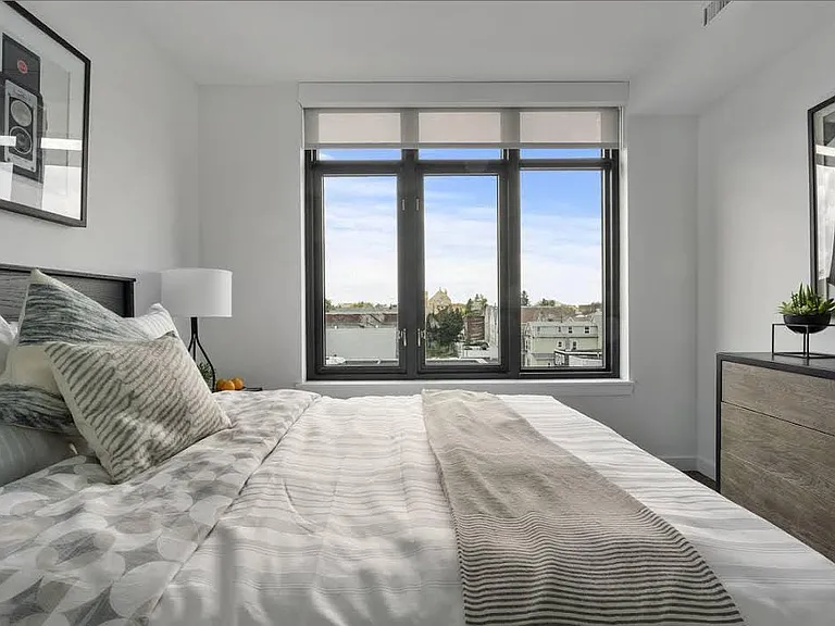 185 Avenue F #1-01 — Photo 7