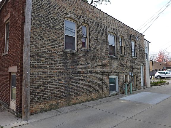 3rd image of 1187 S Highland Ave