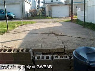 2nd image of 43 Mack St