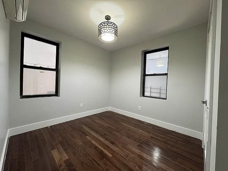 2714 Avenue D #1C — Photo 4