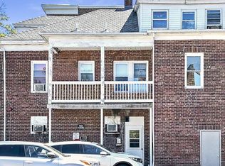 88 Congress St #3, Salem, MA 01970