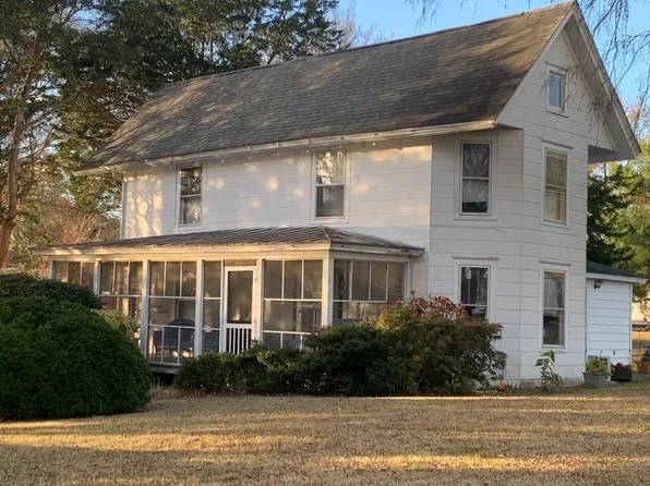 36041 Davis Wharf Rd, Belle Haven, VA 23306