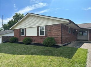 1363 Robinson Dr, Fairborn, OH 45324