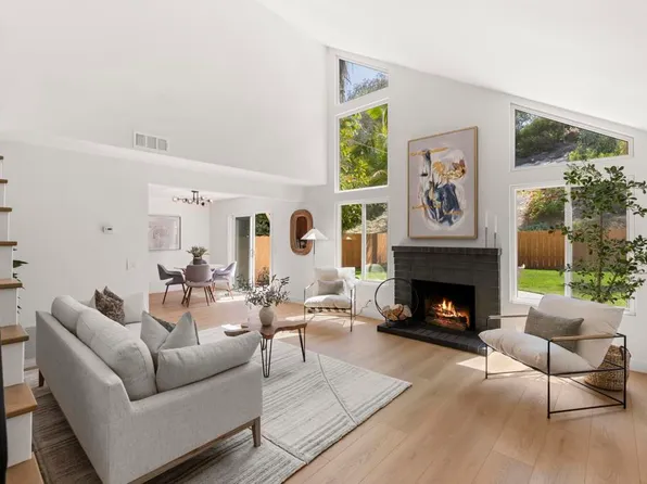 4211 Sierra Morena Ave, Carlsbad, CA 92010
