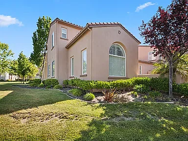 1509 Cedarwood Loop