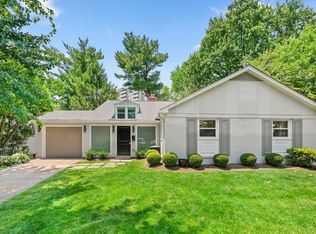 5510 Greystone St, Chevy Chase, MD 20815