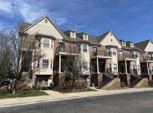 41618 Hamlet Ln, Novi, MI 48375