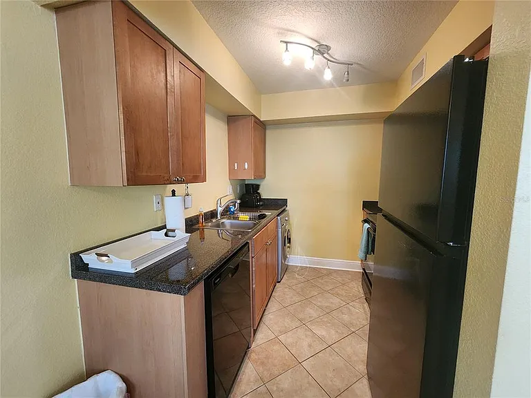 5215 Coquina Key Dr SE #B — Photo 10