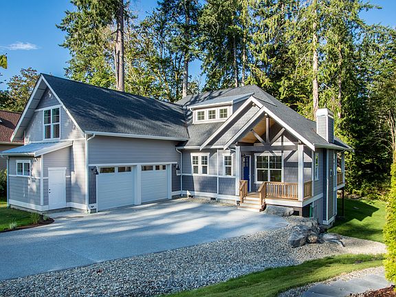 2nd image of 3024 Yankee Girl Cir NE