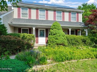 46 Balboa Dr, Latham, NY 12110