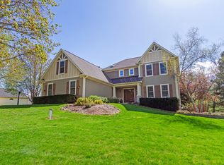 14N566 Timber Ridge Dr, Elgin, IL 60124