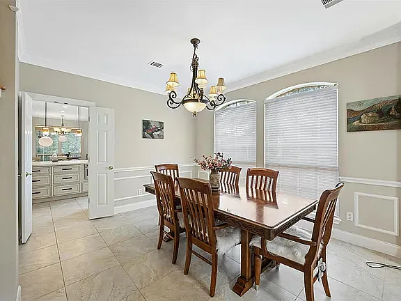 10700 Hastings Ln — Photo 12