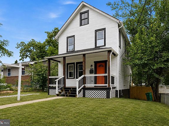 4th image of 5807 Dade St